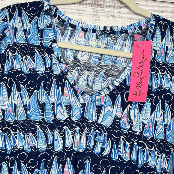Lilly Pulitzer Tops - Lilly Pulitzer Top Etta V-neck Sz XS Low Tide Navy Sails & Stripes Coastal Boats